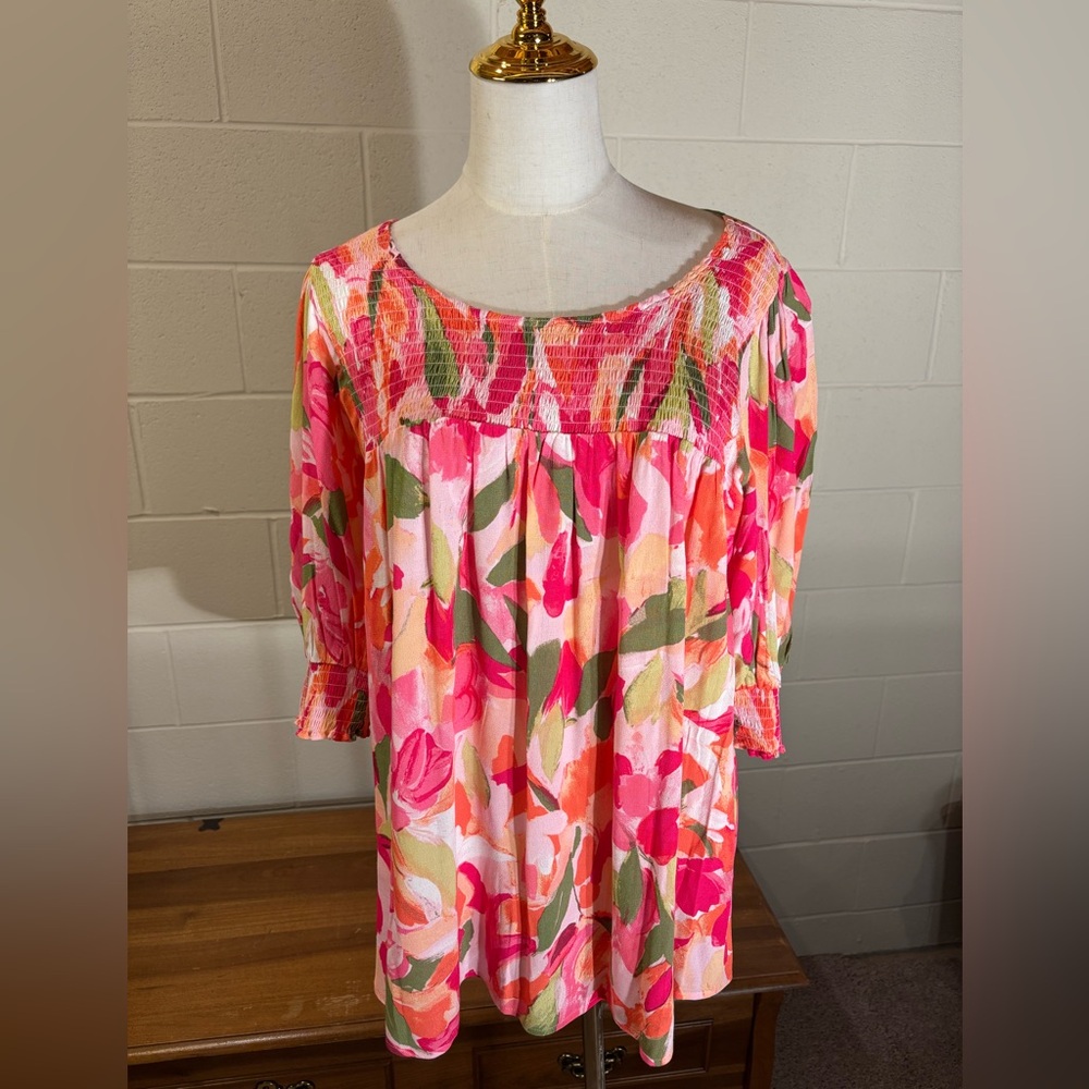 Terra & Sky Pink and Red Floral Top